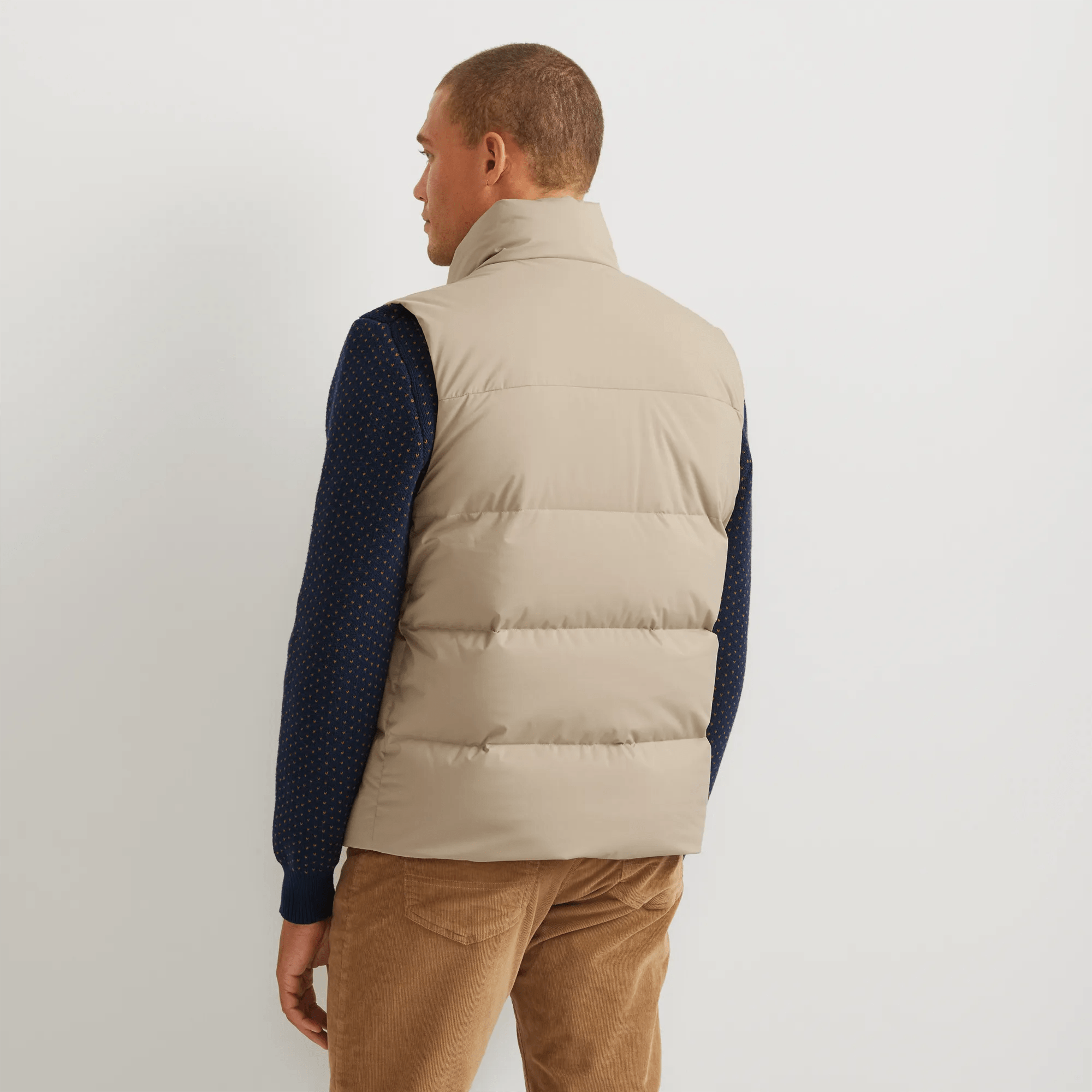 Men's Essential Down Vest - Image 2