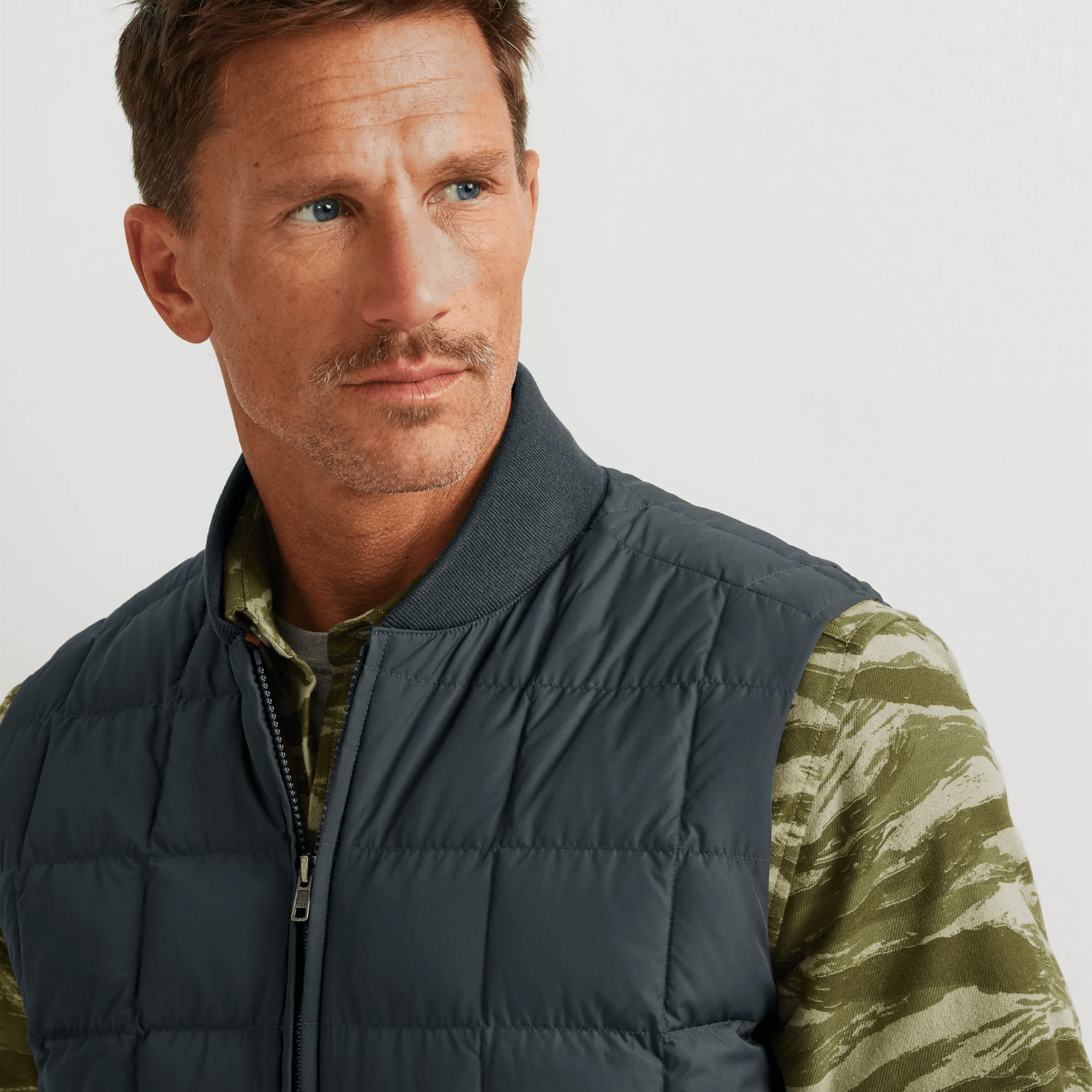 Men's Shaw Down Vest - Image 3