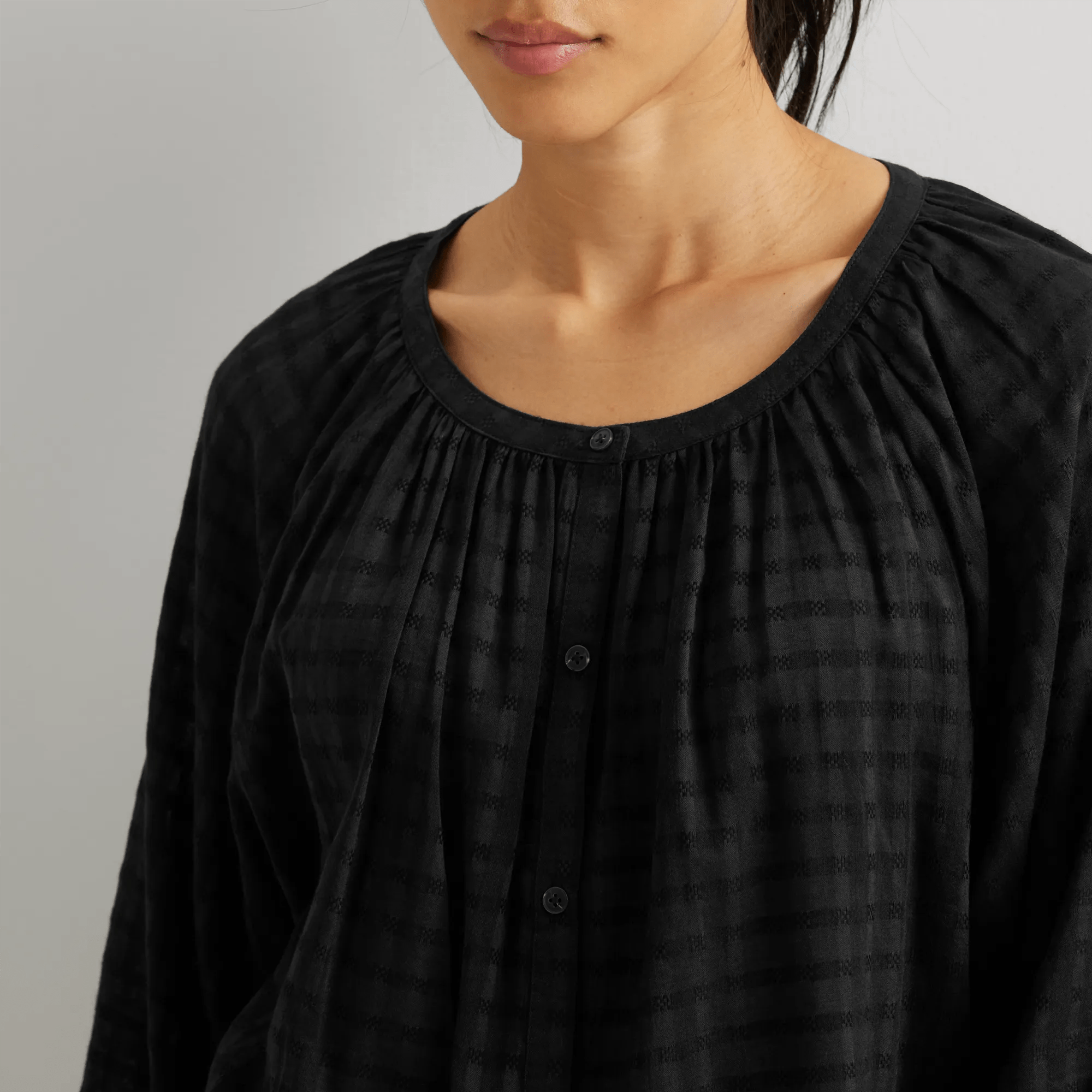 Women's Meadow Texture Quarter-Sleeve Top - Solid - Image 3