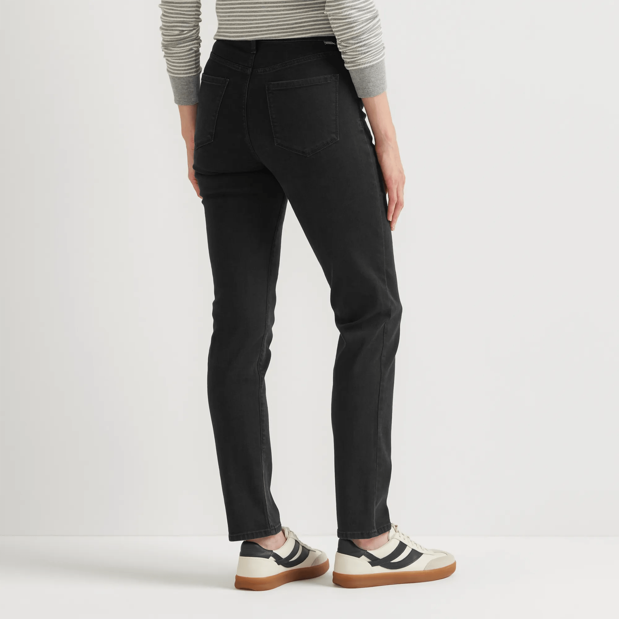 Women's Venture Stretch High-Rise Straight Leg Jeans - Image 2