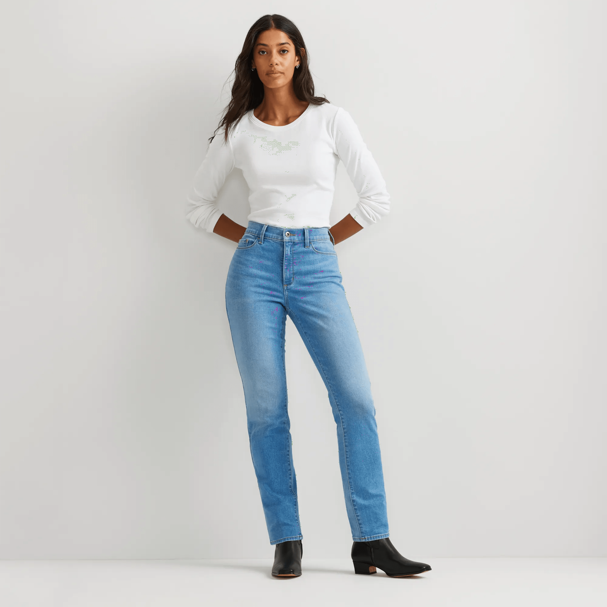 Women's Venture Stretch High-Rise Straight Leg Jeans - Image 5