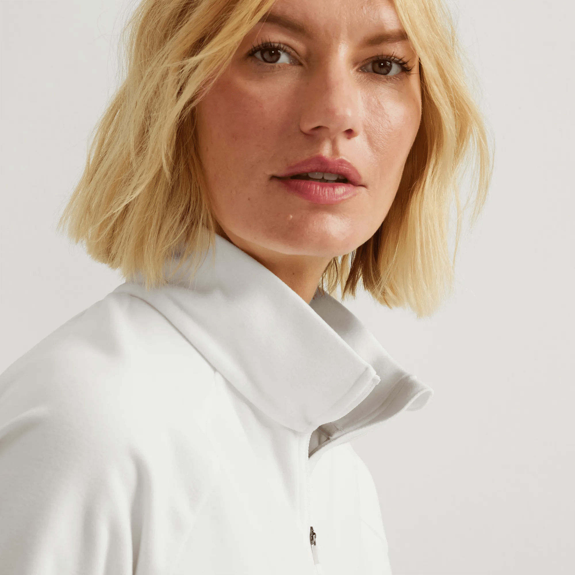 Women's Quest Flex 1/4-Zip Pullover - Image 3