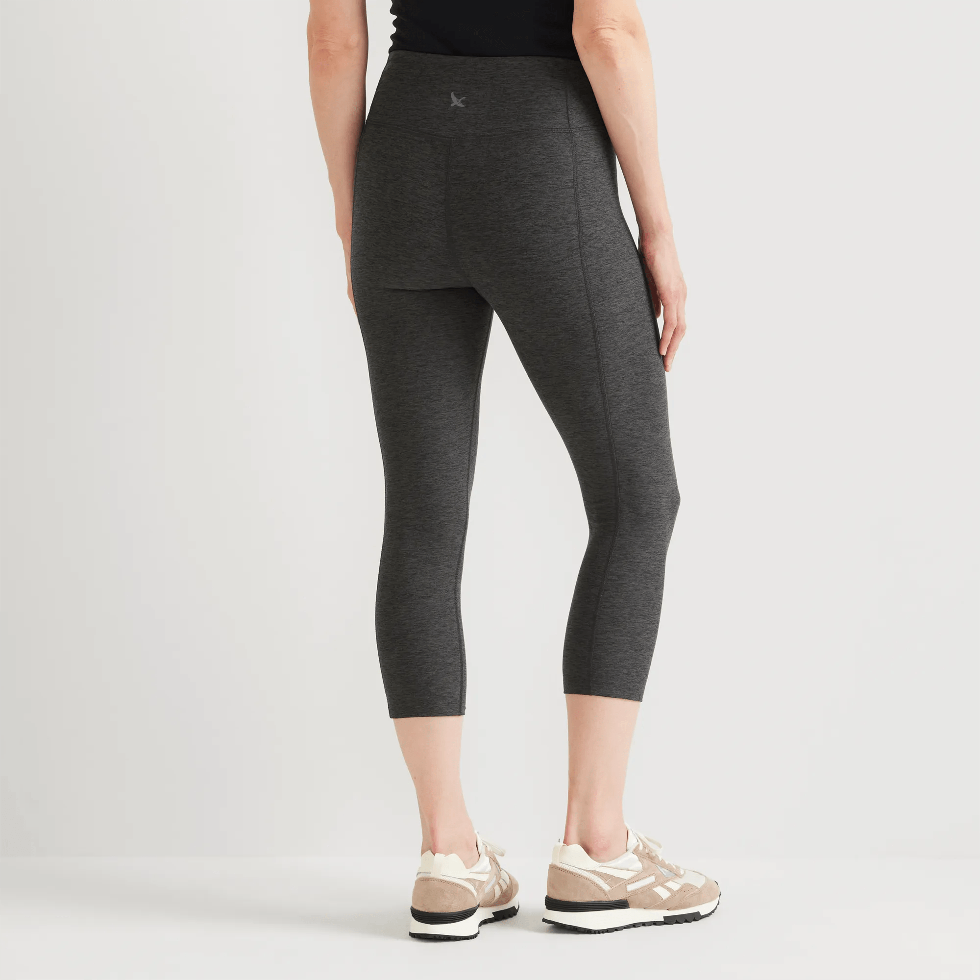 Women's Train Ascent 2.0 High-Rise Capri Leggings - Image 2