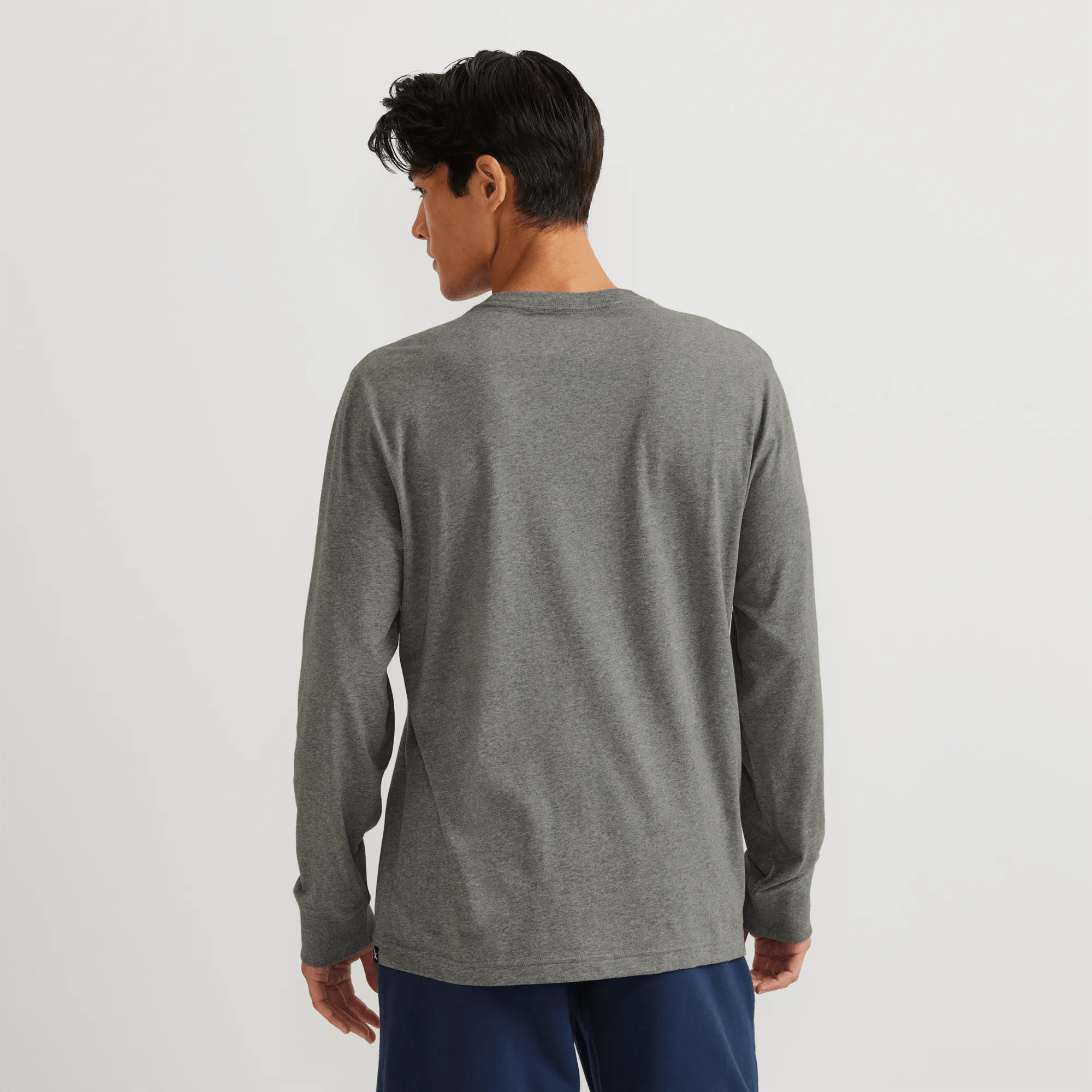 Men's Legend Wash 100% Cotton Long-Sleeve Classic T-Shirt - Image 2